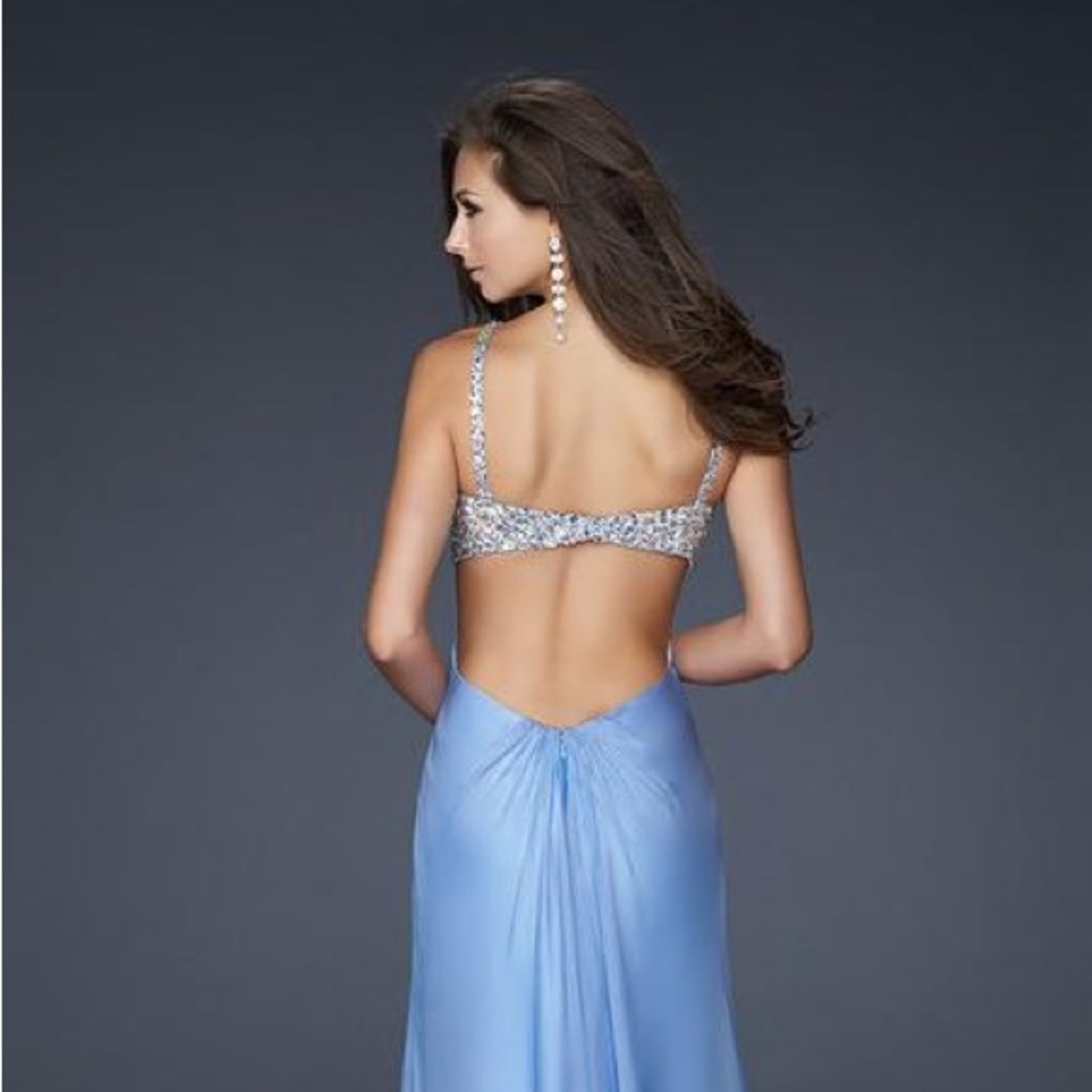 NWT La Femme Crystal Beaded Cut Out Periwinkle Blue Prom/Formal/Wedding Dress